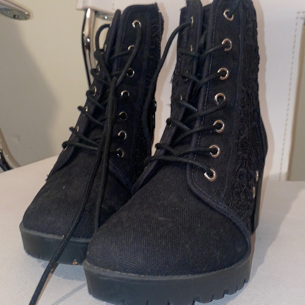 Black boots